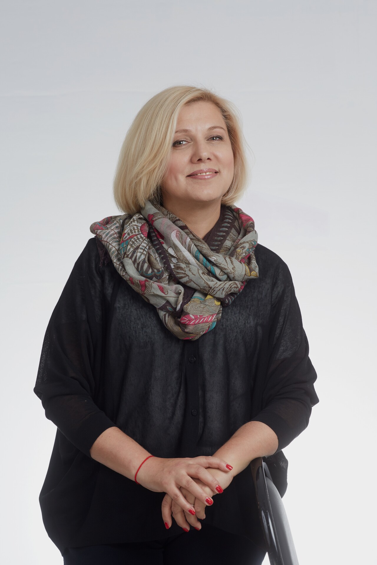 Руководитель ансамбля Ромашка